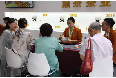 2019春季茶博會隆重開幕，現(xiàn)場直擊巔茶茶館與倉儲服務(wù)新體驗(yàn)